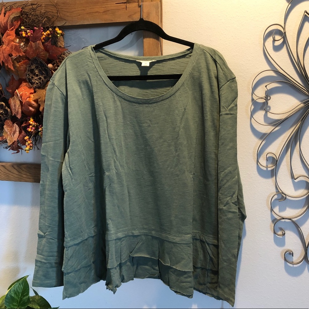 CASLON Tiered Long Sleeve Tee